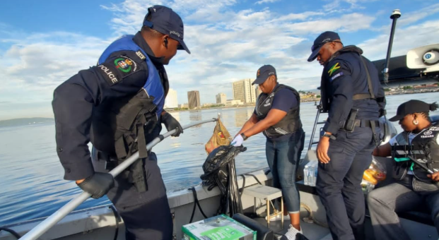 🚨 Massive Cocaine Bust at Kingston Seaport — Over 1,000 Pounds Seized in High-Value Shipment